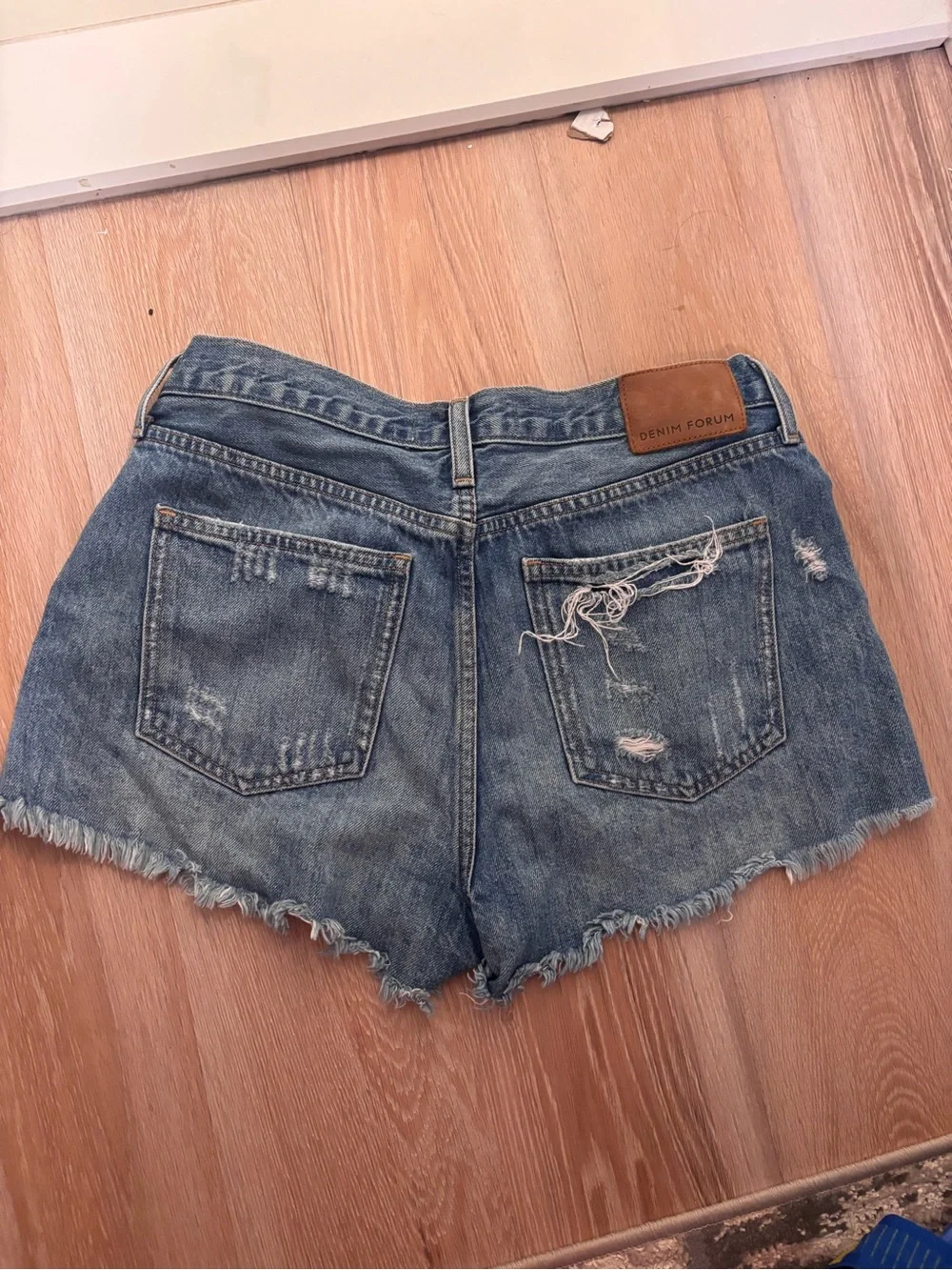 Aritzia Denim Forum Blue Denim Shorts | Women’s Size 28